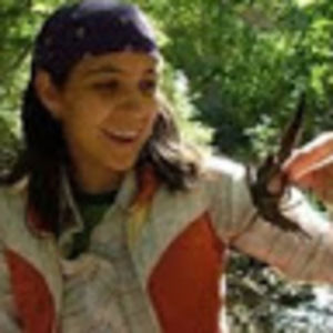 Meet your Posher, Crystal